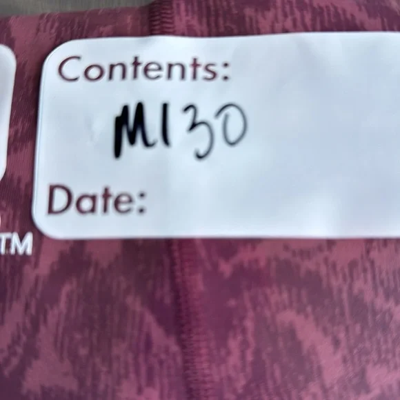 Athleta Elation Textured Tight in Burgundy/Mauve Print Size XL - Picture 7 of 7